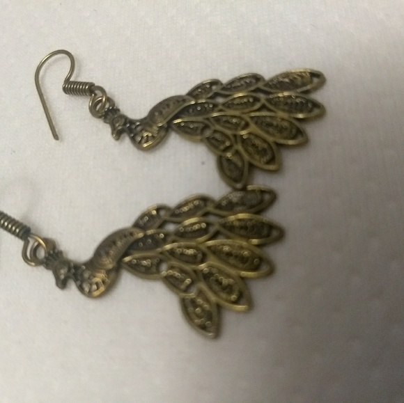 Earrings - Picture 4 of 4